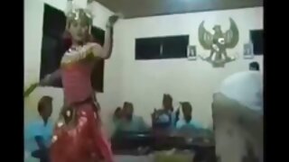 Rondborstige bdsm fi ...